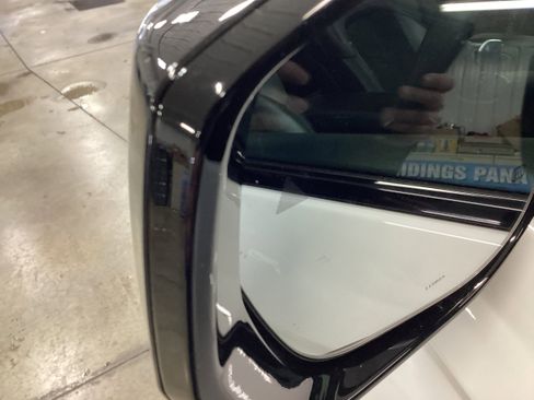 Used 2024 Jeep Grand Cherokee Altitude image 12