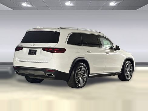 Used 2026 Mercedes-Benz GLS 450 4MATIC image 8