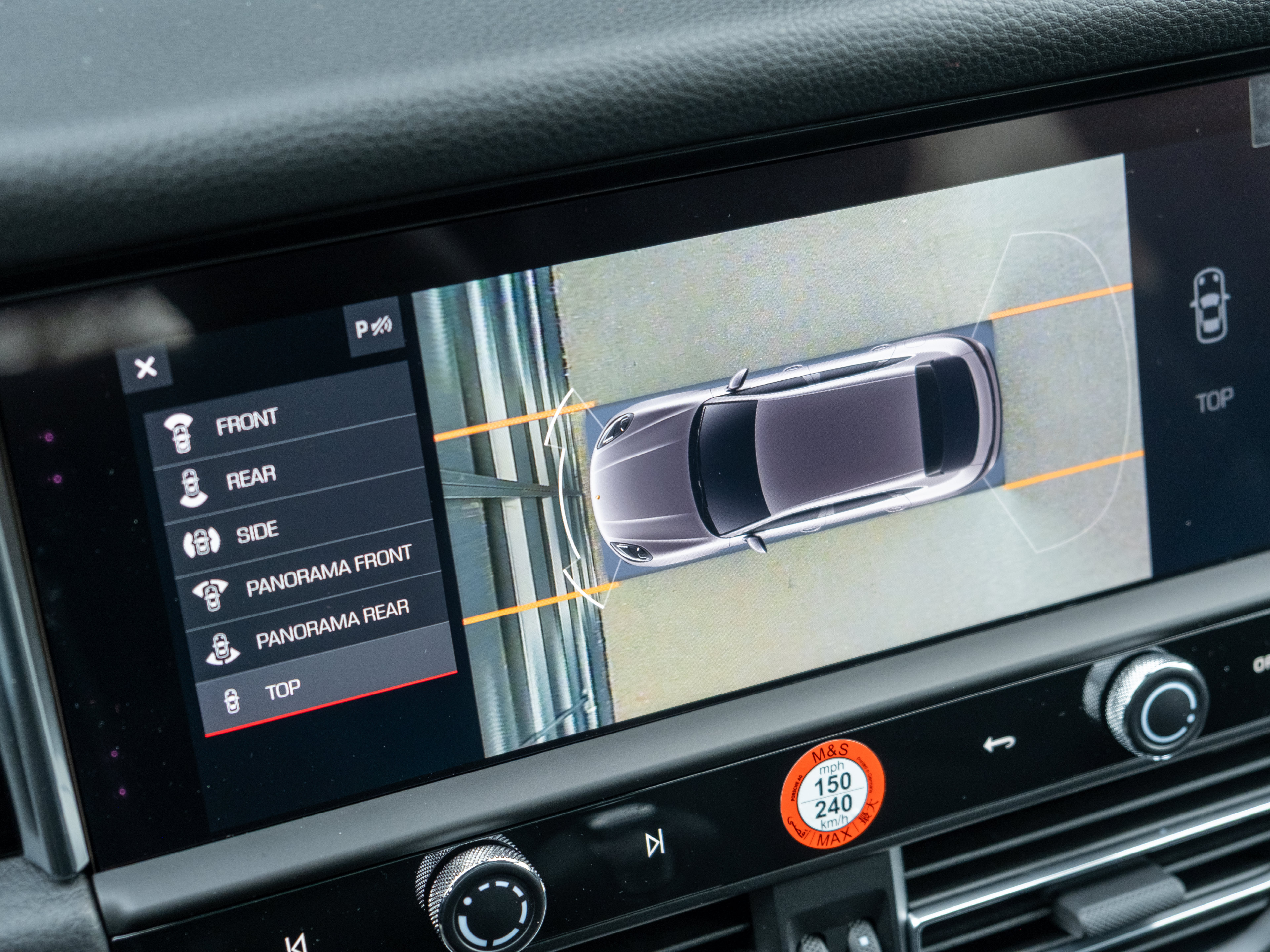 Certified 2026 Porsche Macan AWD/4WD image 29