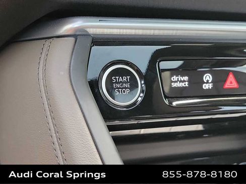 Certified 2025 Audi Q5 Premium w/ Convenience Package AWD/4WD image 19