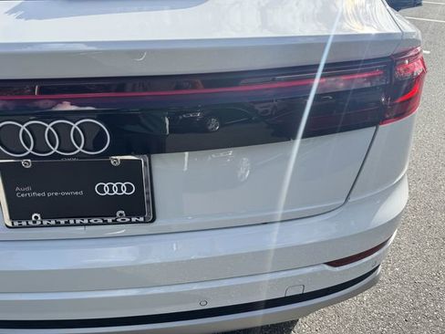 Used 2024 Audi Q8 Premium Plus image 41