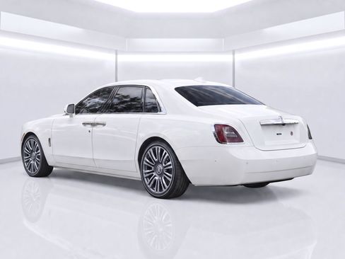 Used 2023 Rolls-Royce Ghost AWD/4WD image 3