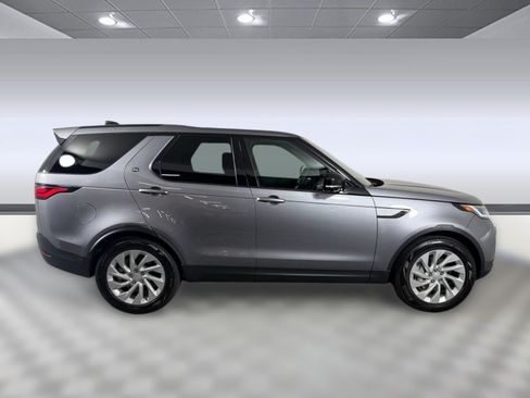 Used 2026 Land Rover Discovery S AWD/4WD image 7