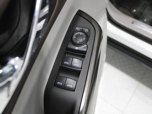 Used 2021 GMC Acadia SLT AWD/4WD image 43