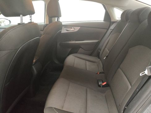 Used 2023 Kia Forte LXS image 18