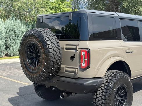 Used 2025 Ford Bronco Badlands AWD/4WD image 10