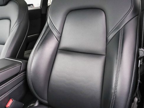Used 2023 Tesla Model Y AWD image 28
