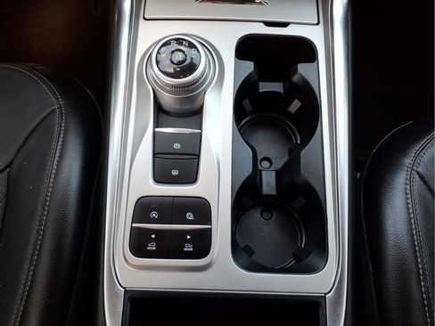 Used 2020 Ford Explorer Limited RWD image 17