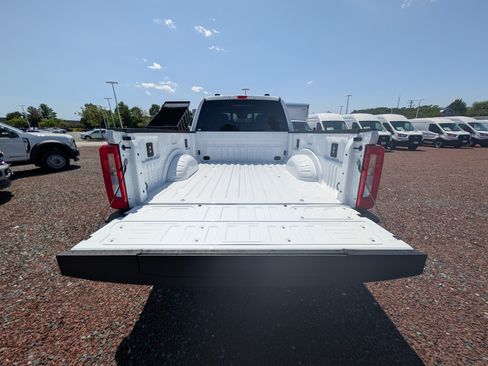 New 2026 Ford F250 XLT w/ FX4 Off-Road Package AWD/4WD image 8