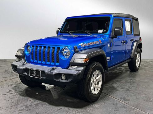 Used 2021 Jeep Wrangler Unlimited Islander image 7
