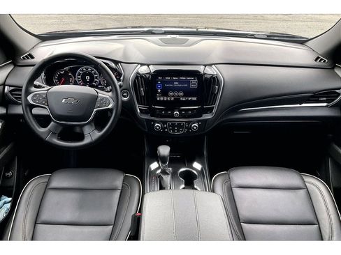 Used 2023 Chevrolet Traverse Premier w/ Redline Edition AWD/4WD image 16