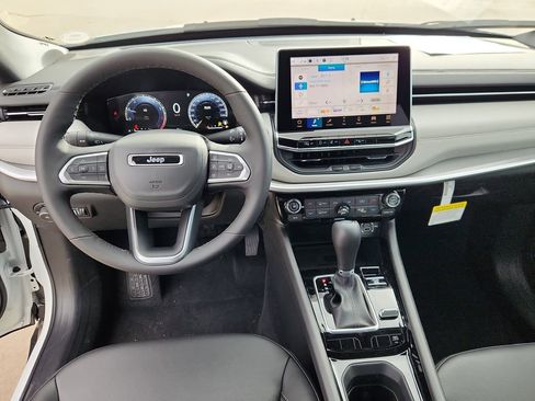 New 2026 Jeep Compass Limited w/ Sun, Sound & Navigation Group image 9