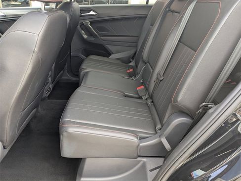 Used 2024 Volkswagen Tiguan Wolfsburg Edition image 21