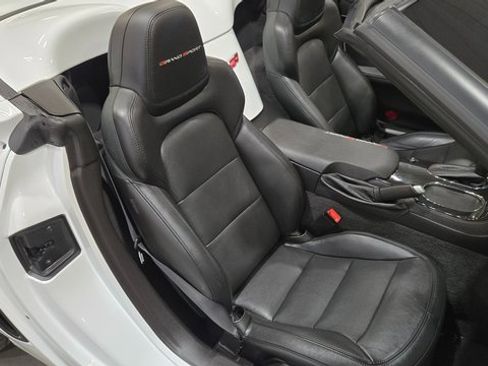 Used 2013 Chevrolet Corvette Grand Sport w/ 2LT Preferred Equipment Group image 37