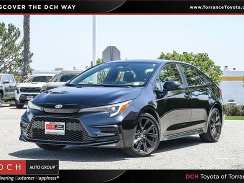 Used 2024 Toyota Corolla SE FWD image 1