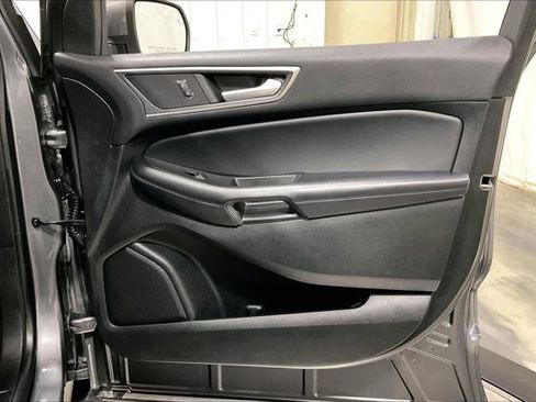 Used 2022 Ford Edge SEL w/ Convenience Package image 24