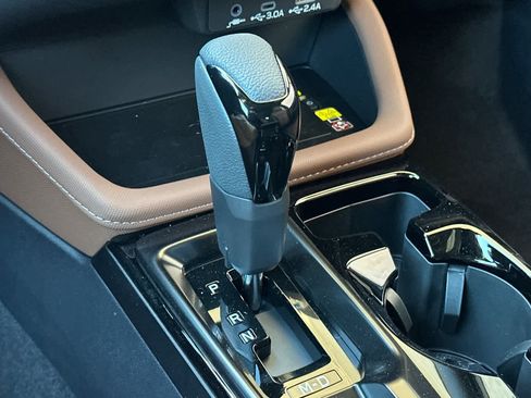 New 2026 Subaru Forester Touring AWD/4WD image 25