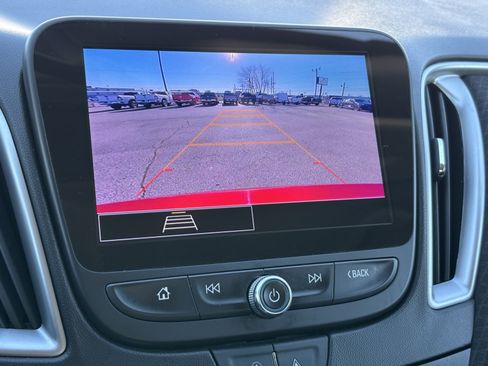 Used 2024 Chevrolet Malibu LT image 4