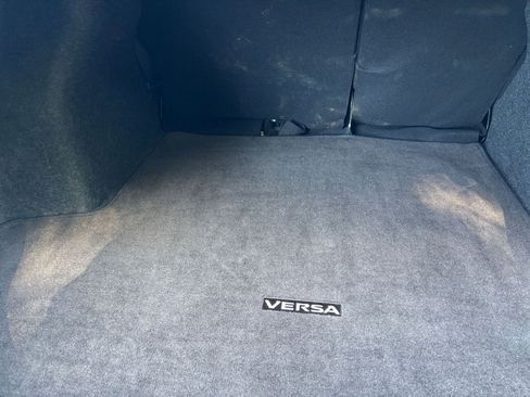 Used 2025 Nissan Versa SV FWD image 29