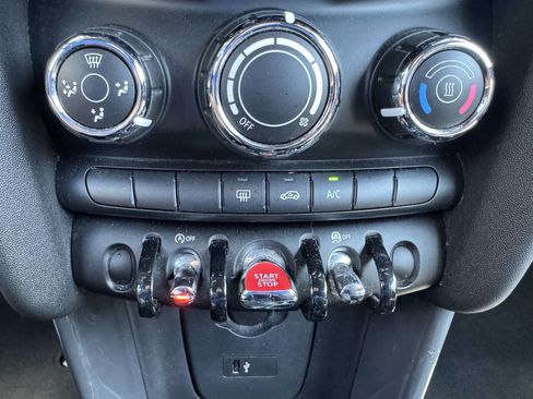 Used 2020 MINI Cooper Convertible FWD image 15
