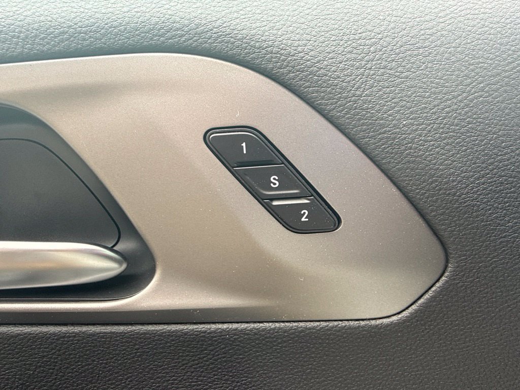 New 2027 Chrysler Pacifica Select AWD/4WD image 27