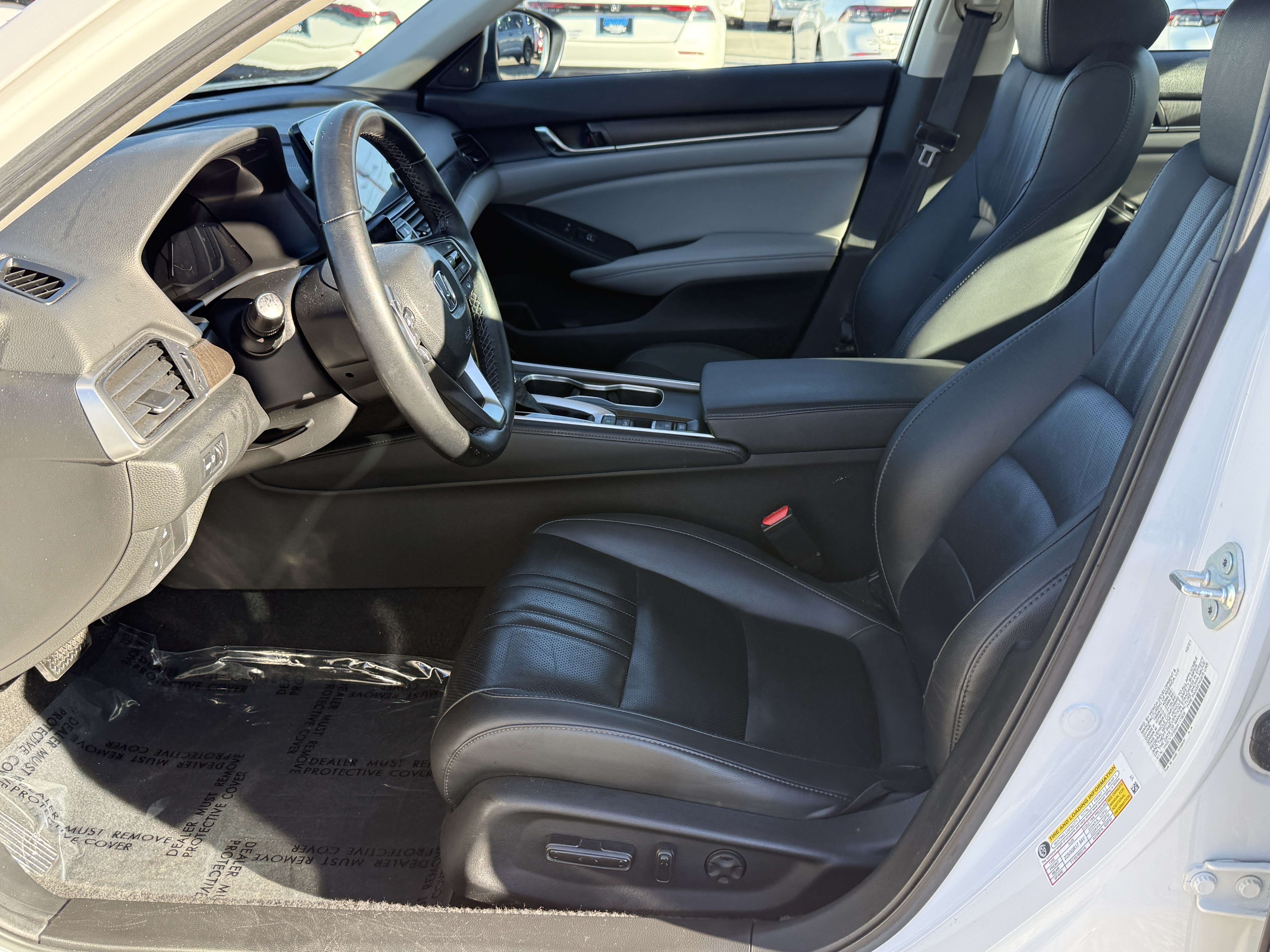 Used 2021 Honda Accord EX-L image 16