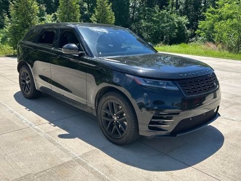 Used 2024 Land Rover Range Rover Velar Dynamic SE AWD/4WD image 3