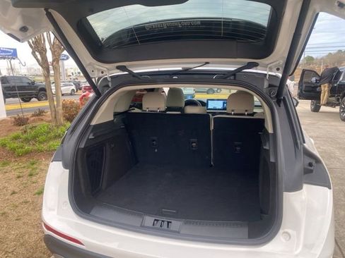 Used 2025 Lincoln Corsair FWD w/ Equipment Group 101A image 25