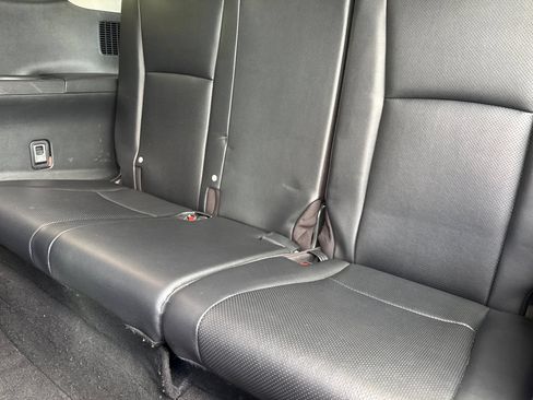 Certified 2025 Toyota Grand Highlander FWD image 19