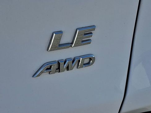 Used 2023 Toyota RAV4 LE image 32