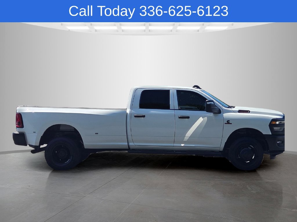 New 2026 RAM 3500 Tradesman AWD/4WD image 7