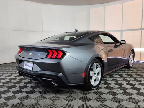 New 2026 Ford Mustang image 7