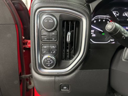 Used 2021 GMC Sierra 1500 SLT w/ SLT Premium Plus Package AWD/4WD image 39