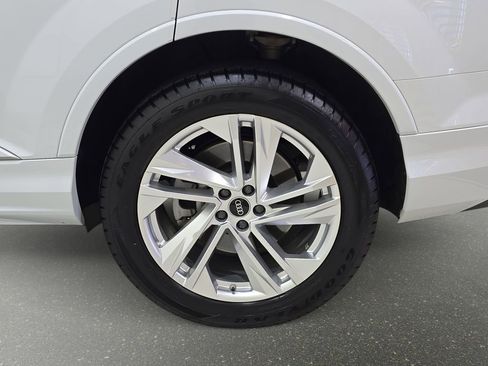 Used 2023 Audi Q7 3.0T Premium Plus w/ Premium Plus Package image 37