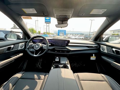 New 2026 Buick Enclave Avenir AWD/4WD image 18