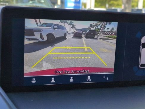 Used 2025 Acura RDX w/ Technology Package image 21