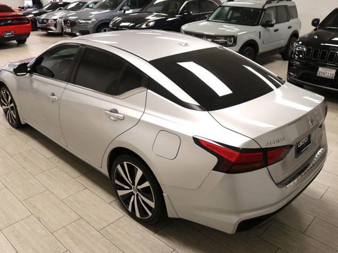 Used 2019 Nissan Altima 2.5 SR AWD/4WD image 94