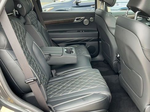 Used 2024 Genesis GV80 3.5T w/ Prestige Package image 19