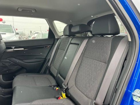 Certified 2025 Kia Seltos S image 36