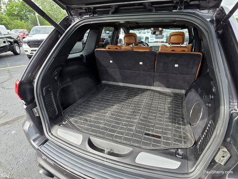 Used 2015 Jeep Grand Cherokee SRT AWD/4WD image 19