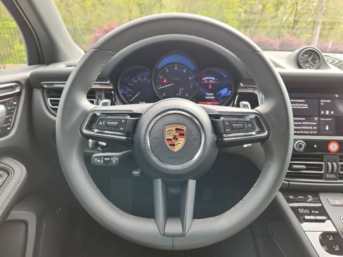 New 2025 Porsche Macan image 21