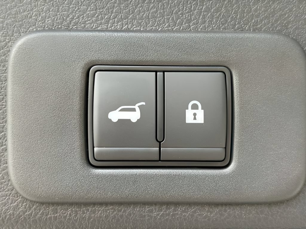 Used 2025 Nissan Murano SL w/ Cargo Package AWD/4WD image 7