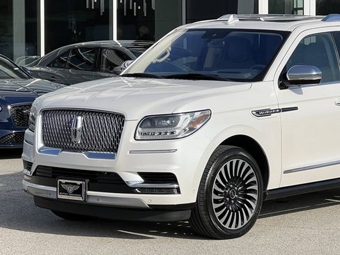 Used 2018 Lincoln Navigator Black Label w/ Cargo Package image 11