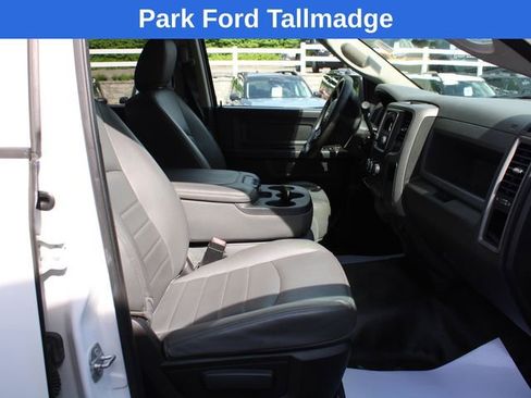 Used 2015 RAM 1500 Tradesman RWD image 19