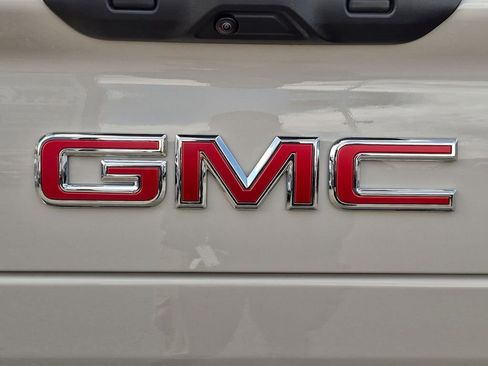 Used 2026 GMC Sierra EV Elevation AWD/4WD image 25