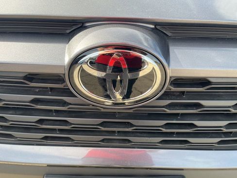 Used 2025 Toyota RAV4 XLE w/ Convenience Package image 36