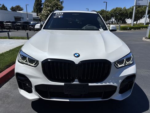 Used 2023 BMW X5 xDrive40i w/ Executive Package AWD/4WD image 5