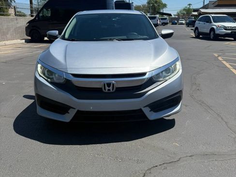 Used 2016 Honda Civic EX image 2