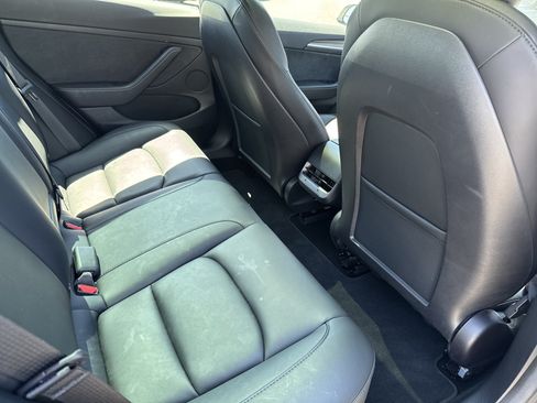 Used 2022 Tesla Model 3 Long Range AWD/4WD image 13