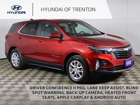 Used 2024 Chevrolet Equinox LT FWD image 1